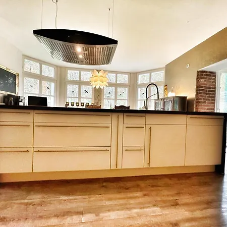 Appartement Klimaanlage, 5 Sterne Bahnhoftraum, 200qm 