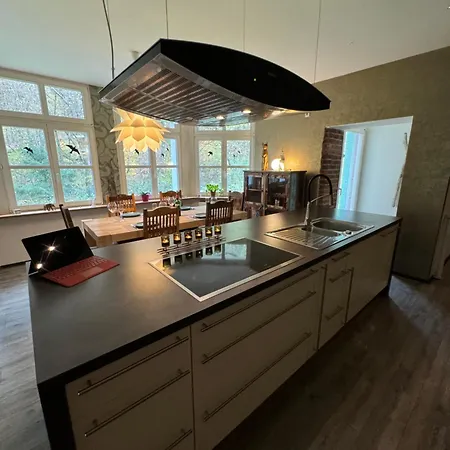 Apartmán Klimaanlage, 5 Sterne Bahnhoftraum, 200qm 