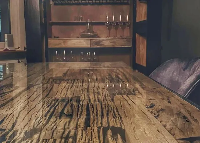 Apartamento Klimaanlage, 5 Sterne Bahnhoftraum, 200qm 